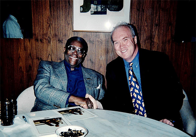 Tom Reney with B.B. King at the UMass FAC, December 7, 1999